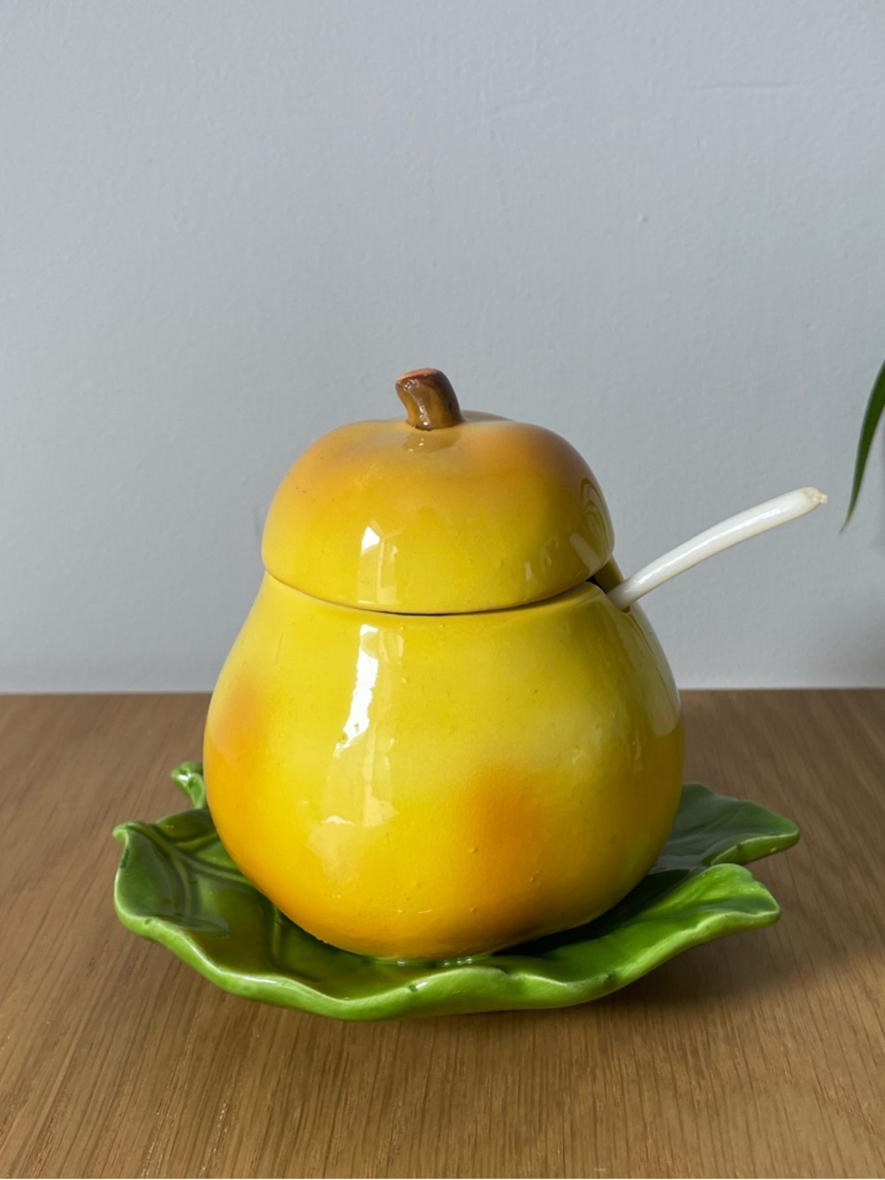 Vintage MCM Giftcraft Pear Sugar Bowl Jam Jar with Spoon Japan